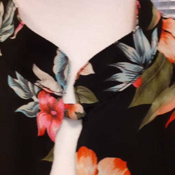 4/$40 Black Floral Dress - Size Medium - Picture 5 of 6